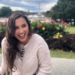 Meet your Posher, Rafaella